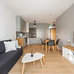 Metro Targowek Cosy Apartment